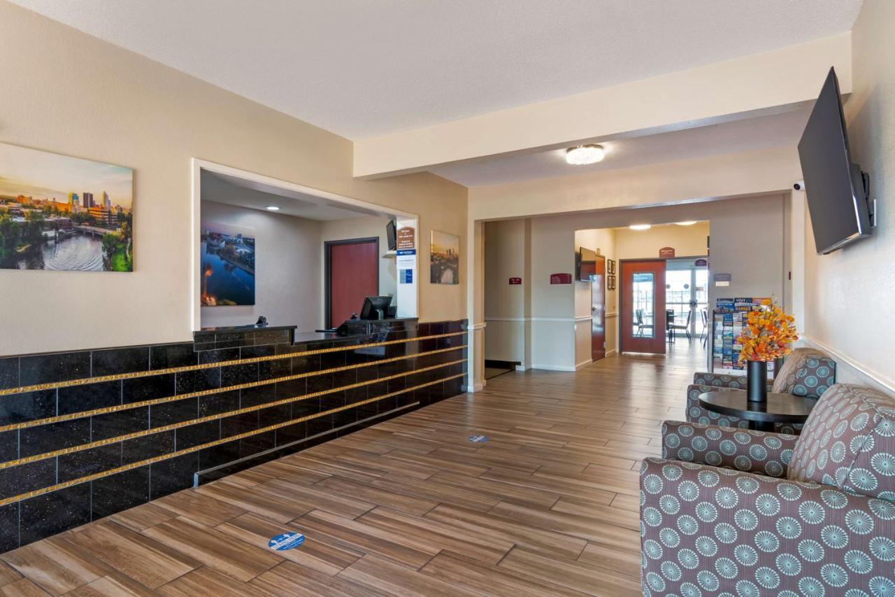 Best Western Governors Inn And Suites Уичита Екстериор снимка