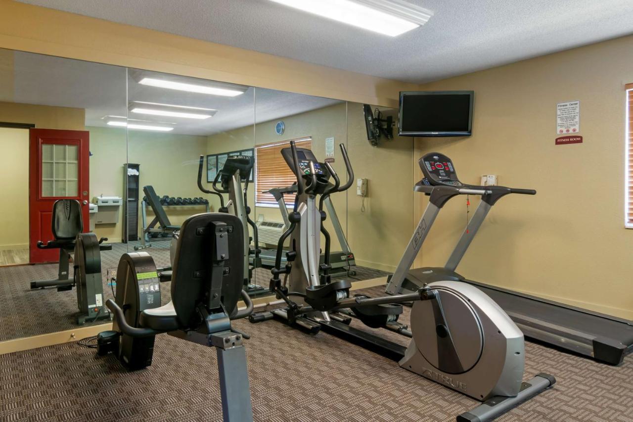 Best Western Governors Inn And Suites Уичита Екстериор снимка
